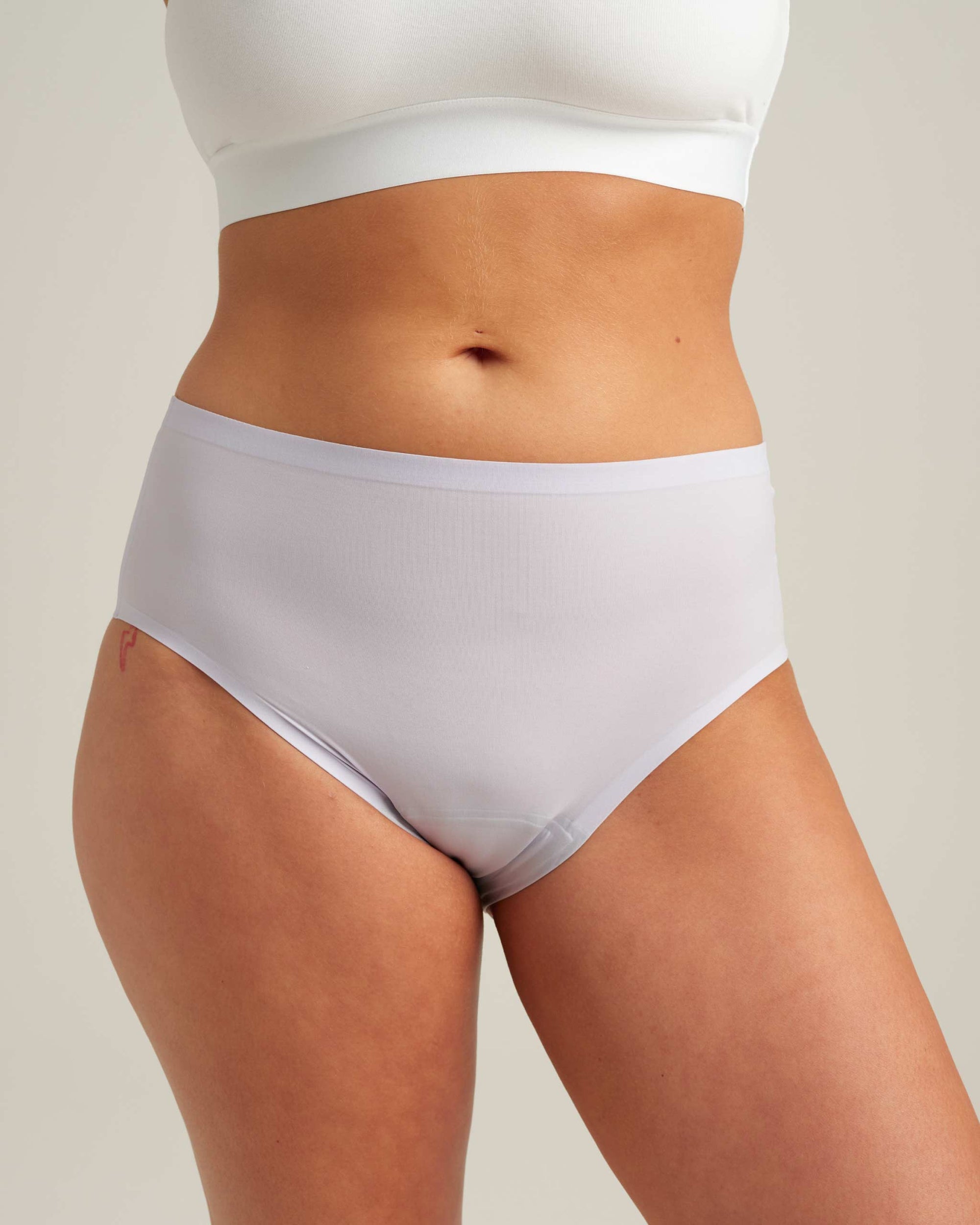 The Solenne – Seamless High-Waist Leakproof Brief