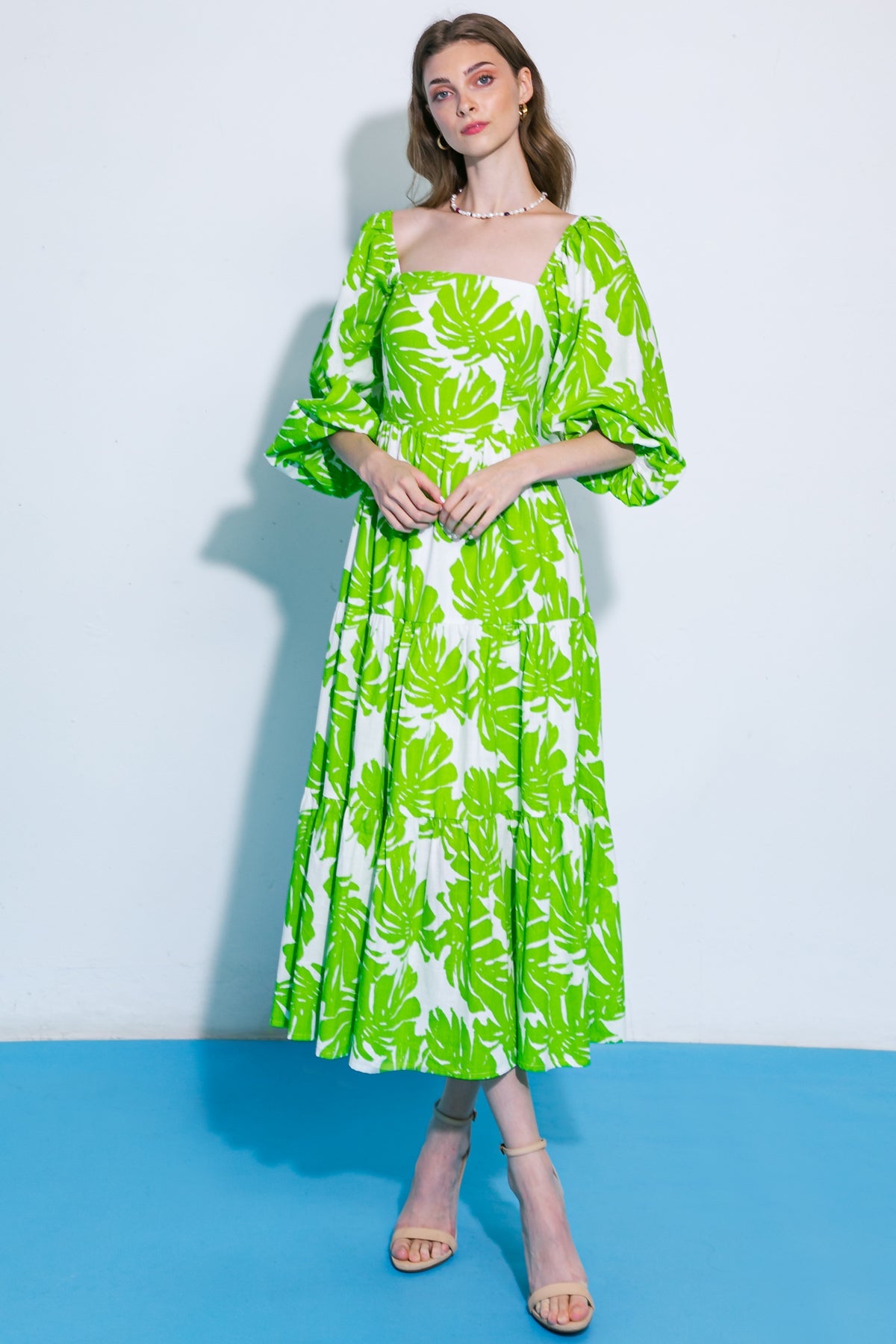 The Saphira – Woven Statement Midi Dress