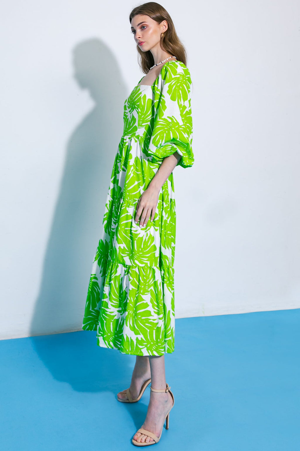 The Saphira – Woven Statement Midi Dress